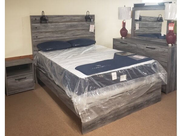 4 Piece Grey Driftwood Queen Size Bedroom Set