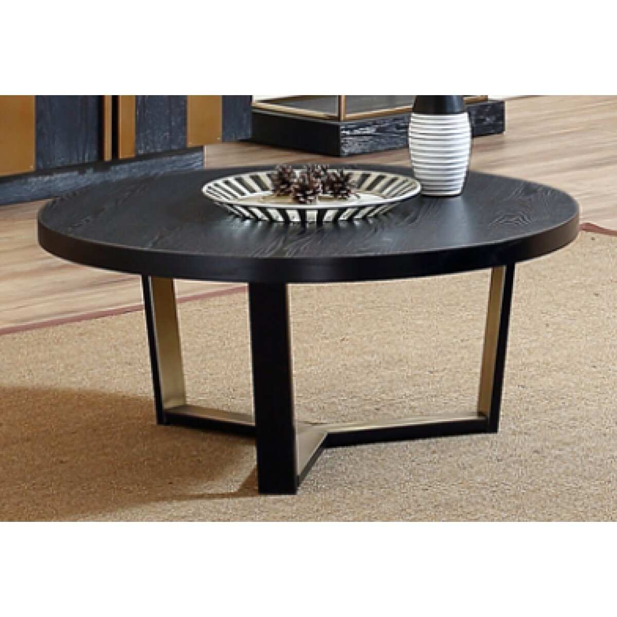4773edd49b5ff9516c46a54ba2f6ef82 Sharon Coffee Table Box1 of 2 - Image 1