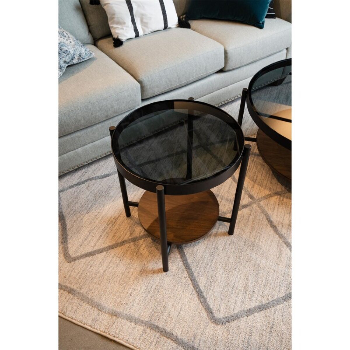 b7fecd08d8f727292584db94bab7c6cb Round End Table - Image 1