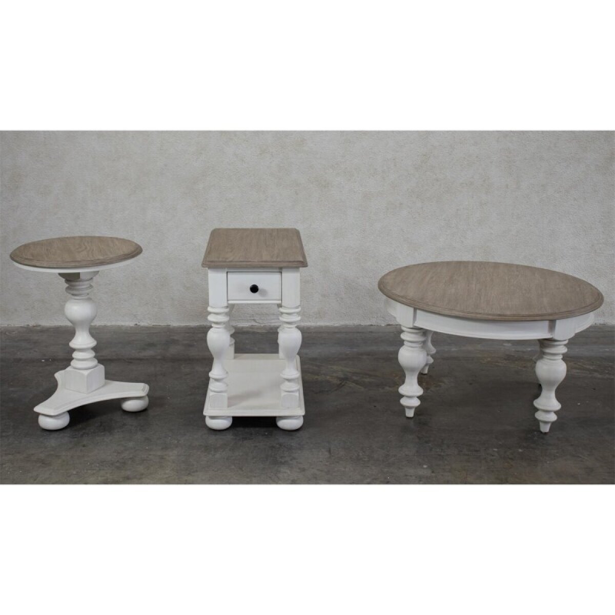e333c52bd0aa1e69ebd4d00266dc0bf0 Chairside Table - Image 1