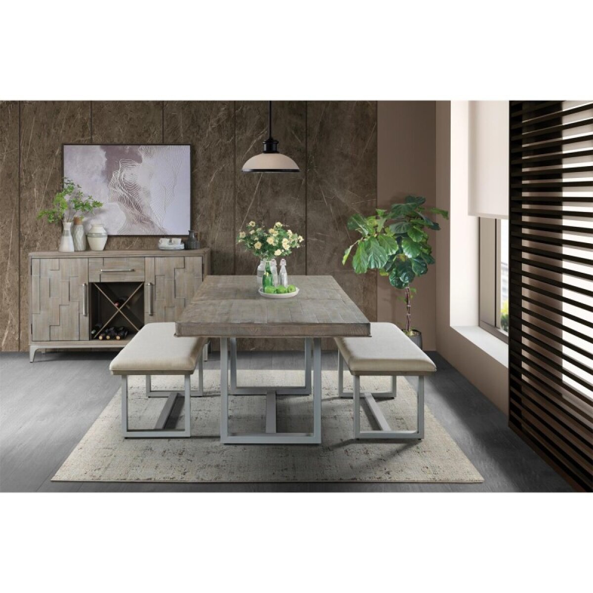 8b9210cac12cd9d7596d2aee2e55753a Dining Room - Image 1