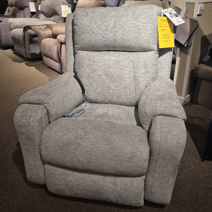 d2r Power Wall Saver Recliner - Image 1