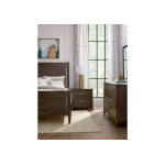 Nordhaven Queen Poster Bed - 850-559-955-922 - Image 3