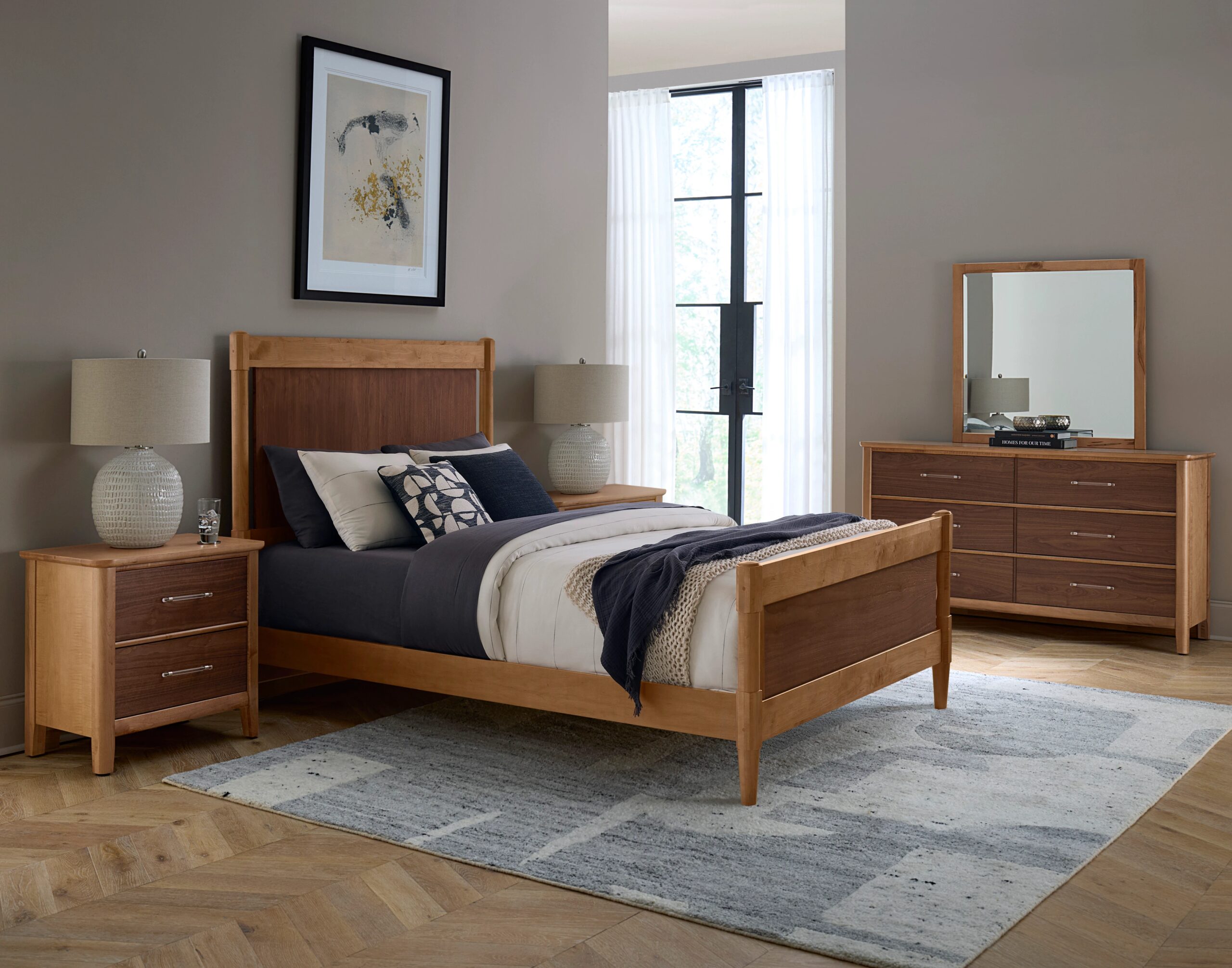 cdf429d05b6cdfbb0a7f2b4356e46d1b King Poster Bed - Image 1