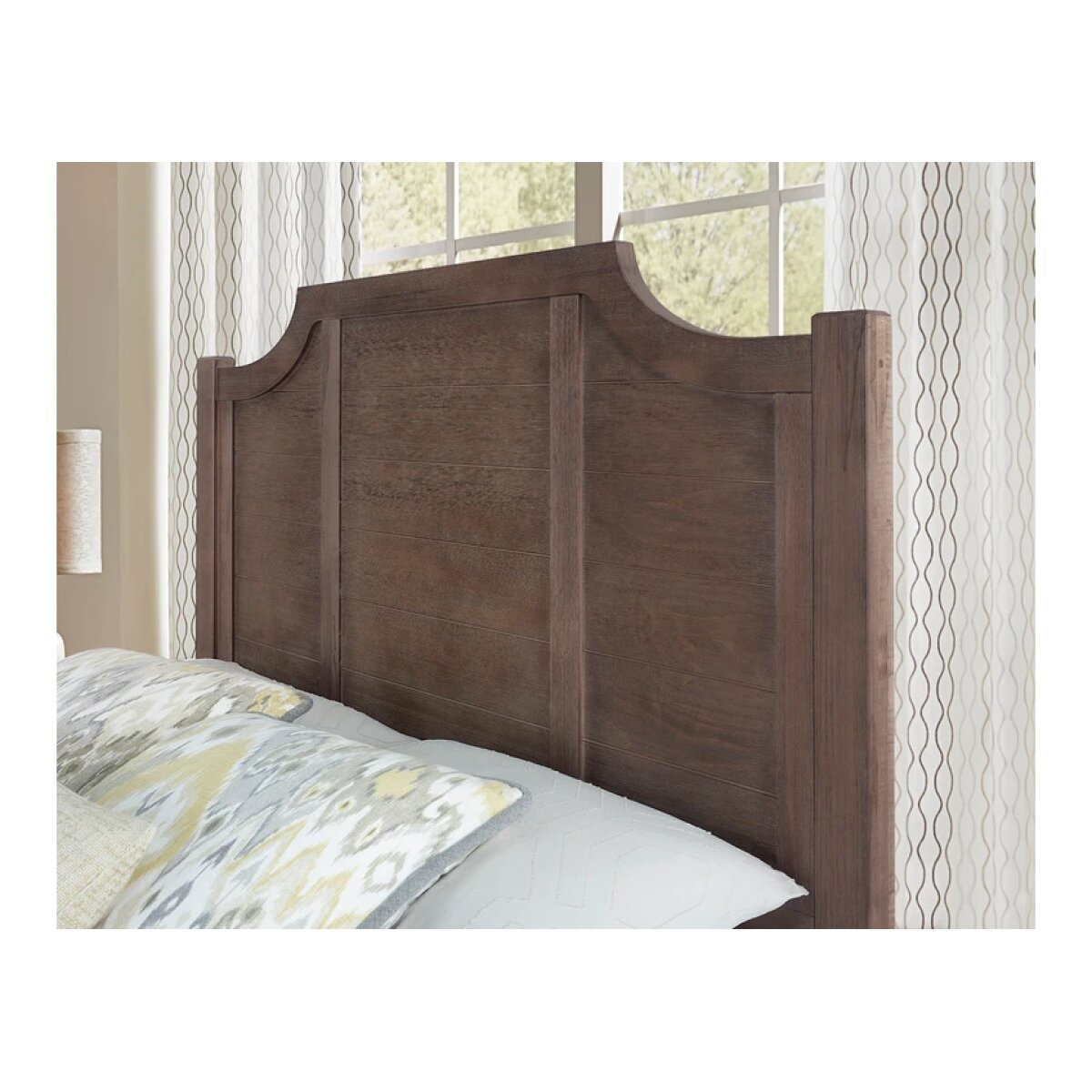 11f765c6b9c063658962a05317929928 Queen Scallop Bed - 117-557-755-722 - Image 1