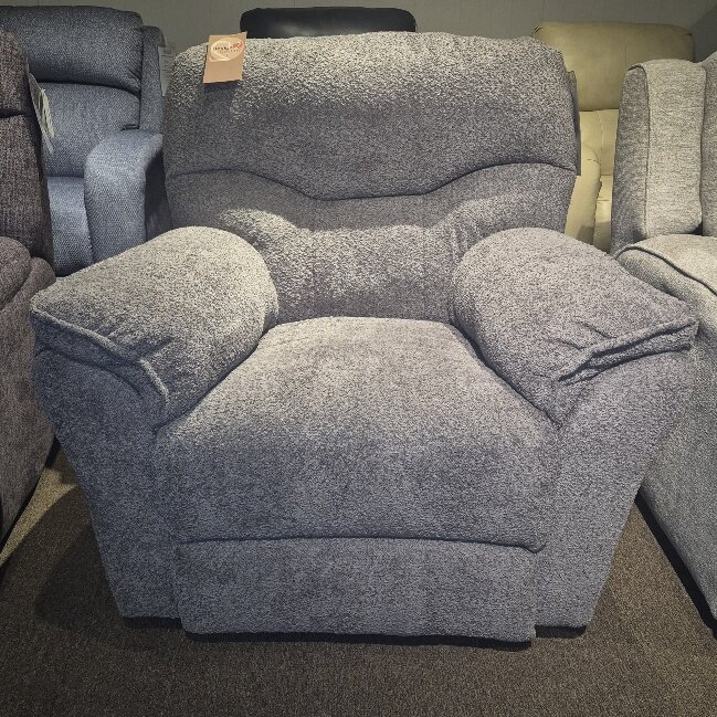 20260811_125811_resized_1 Manual Rocking Recliner - Image 1